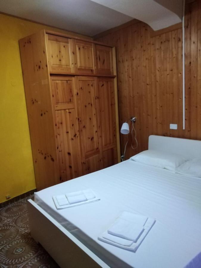 Appartamento Fiordaliso Montale  Buitenkant foto